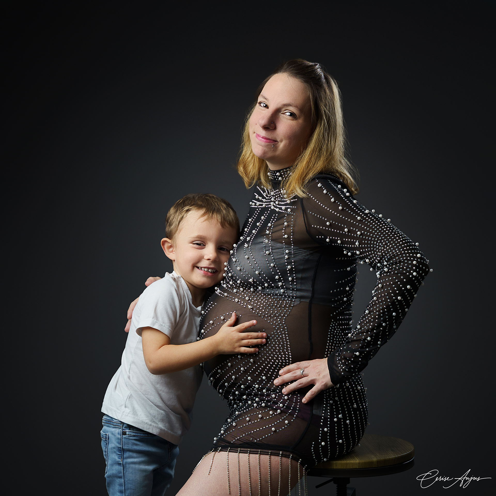 Maman enceinte avec son aîné – séance photo grossesse Landes
