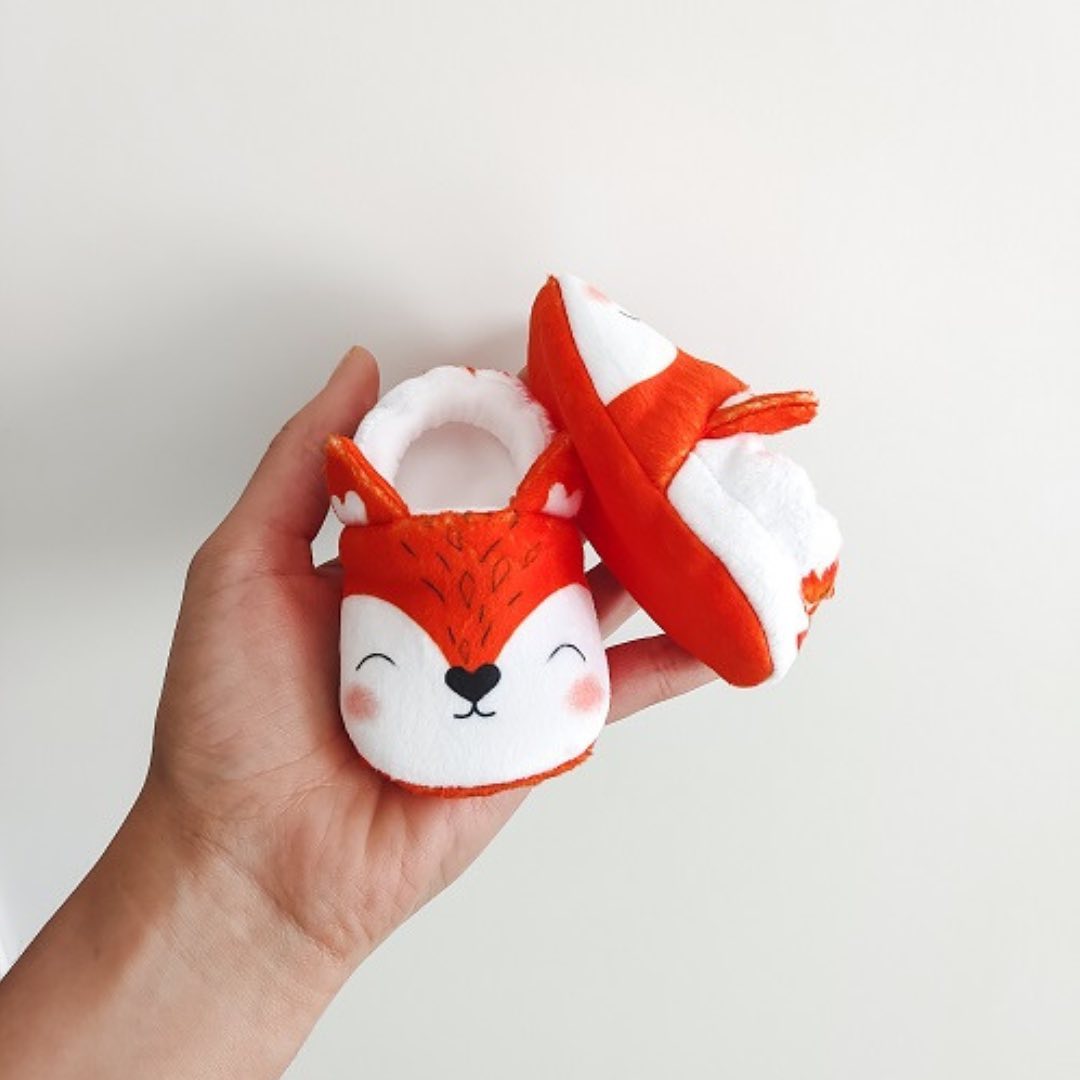 chaussons bébé naissance faits main en France doux et confortables